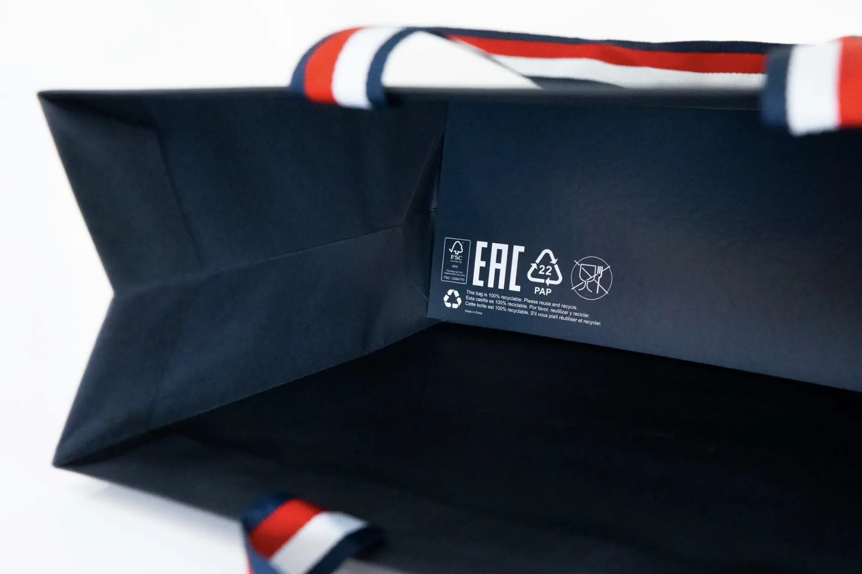 Tommy Hilfiger sustainable packaging paper