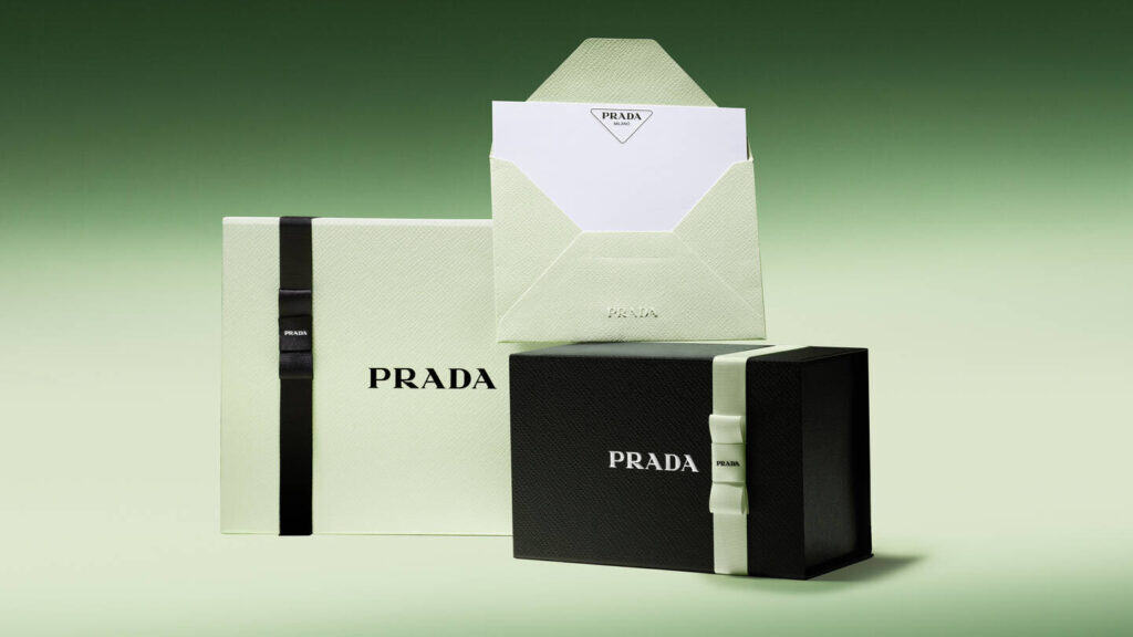 Luxury Packaging Accessories_Prada Beauty Gift Packaging Belly Band