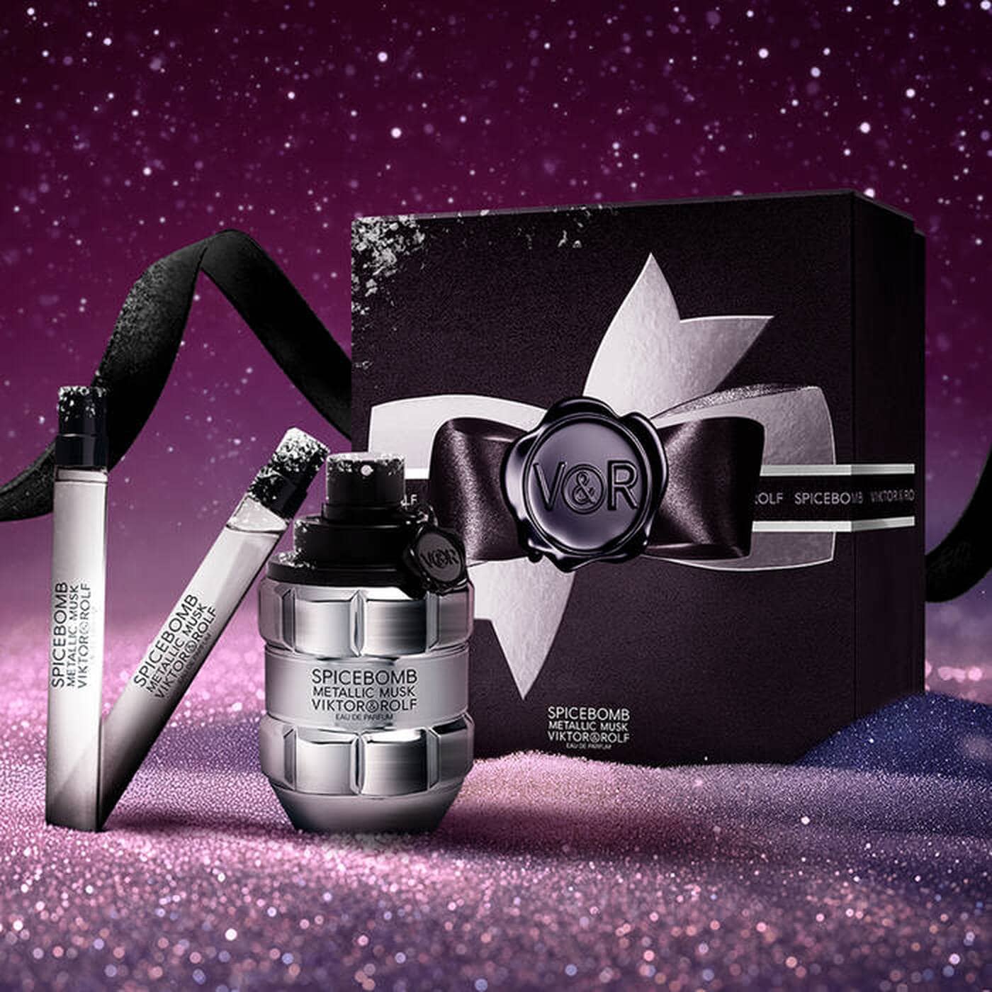 HolidayPackaging2025_Viktor&Rolf 3