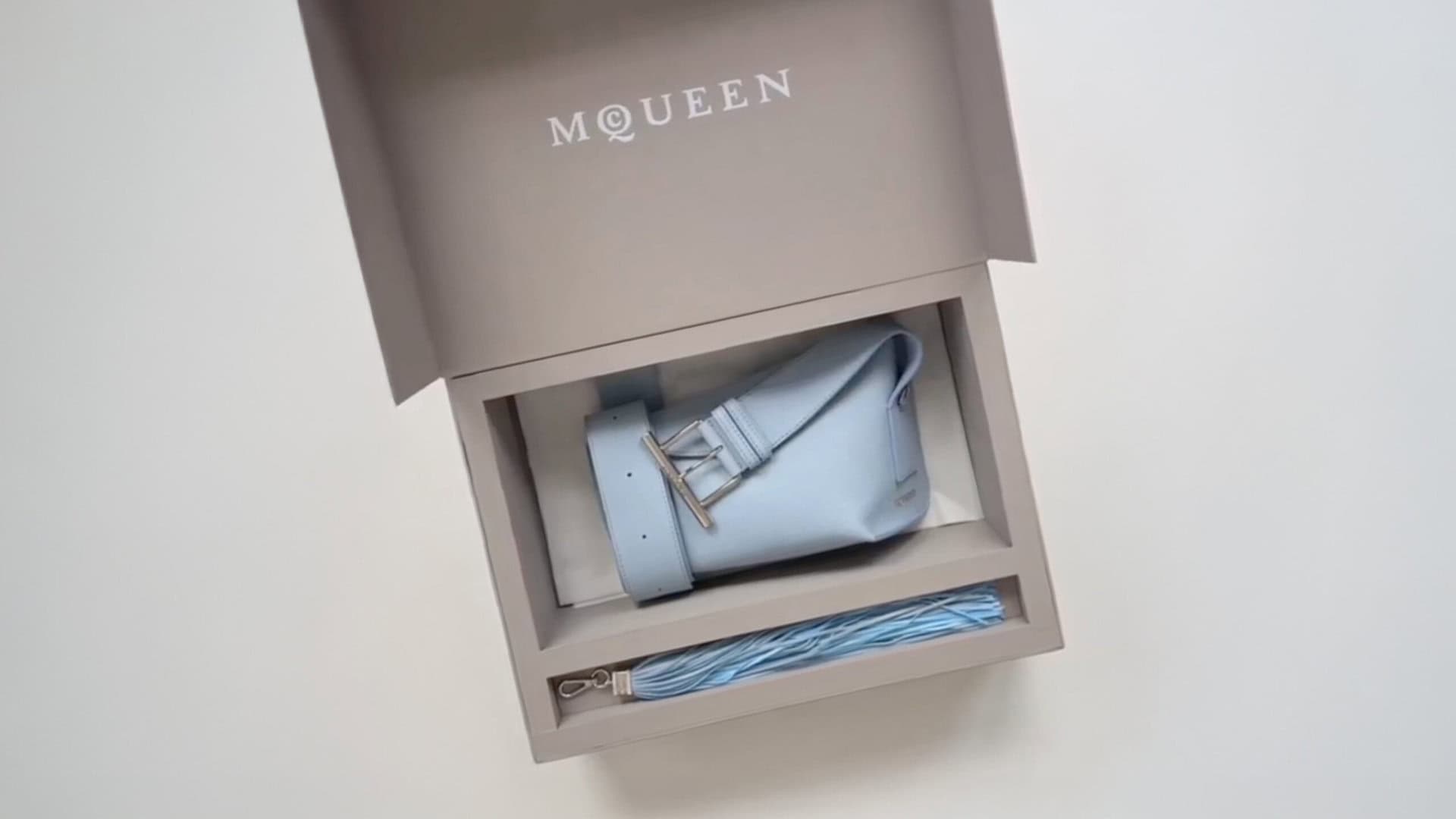 2025 Packaging Wrapped_Alexander McQueen Packaging Tbar Sling Bag Pr Box